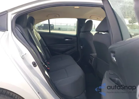 2021 Toyota Corolla Le z USA, uszkodzony, nr VIN 5YFEPMAE5MP244872